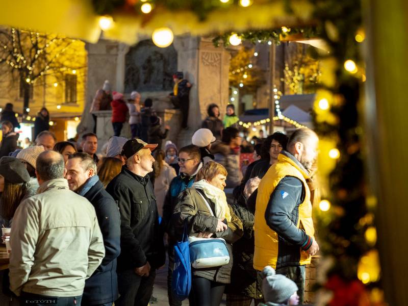 Adventi gyertyagyujtas_2-008.jpg